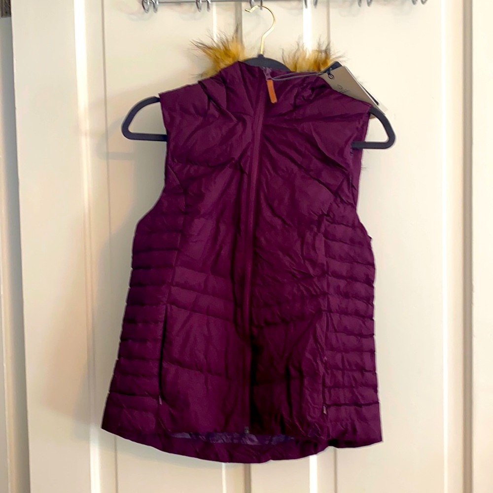 NWT Alpine Laurel Ridge down vest